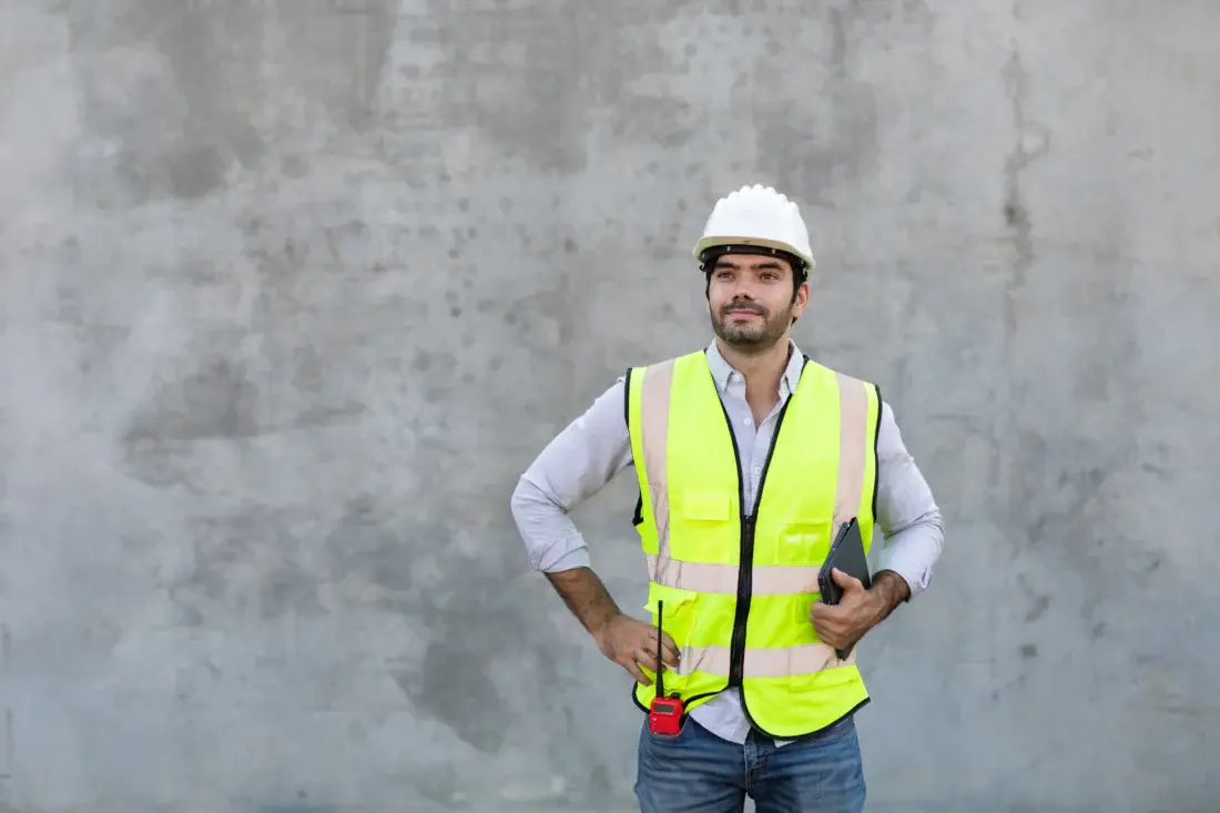 labour-hire-staff-standing | Fast Labour Hire labour-hire-staff-standing